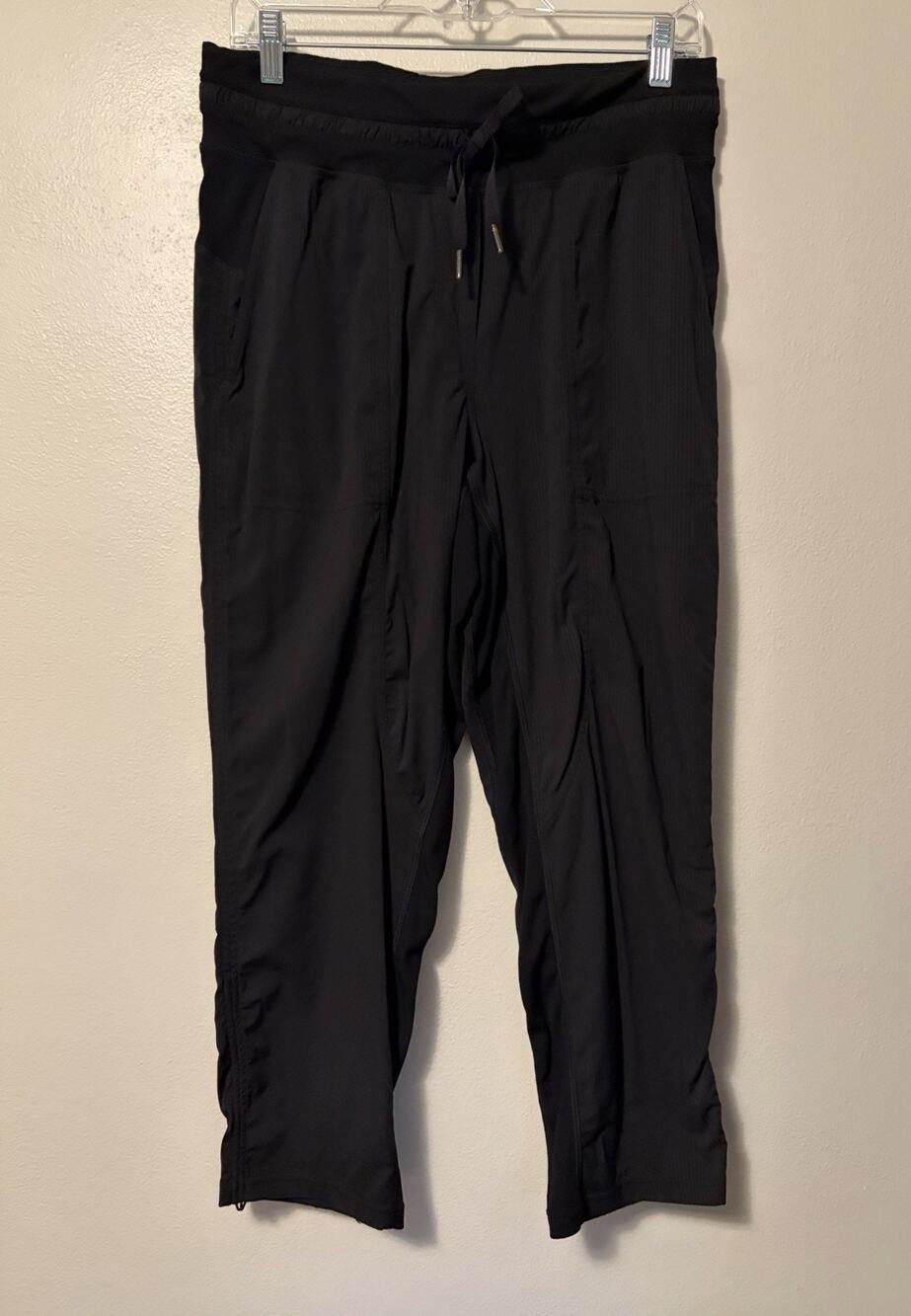 Lululemon Dance Studio Mid Rise Cropped Pant Pants Women's Size 8 Black W6AVQS